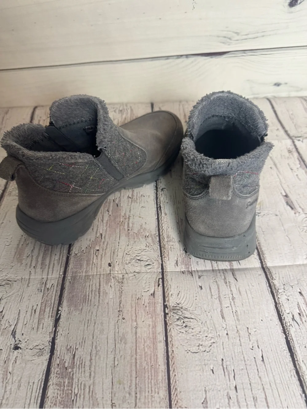Sketchers Women's Gray Faux-Fur Lined Ankle Comfort Boots